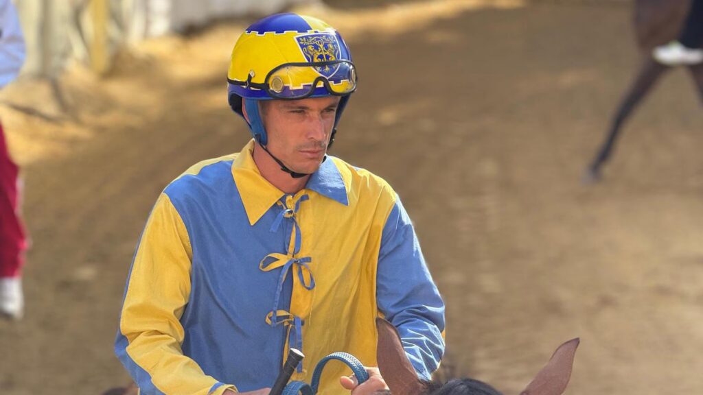 Tittia, fantino da Palio
