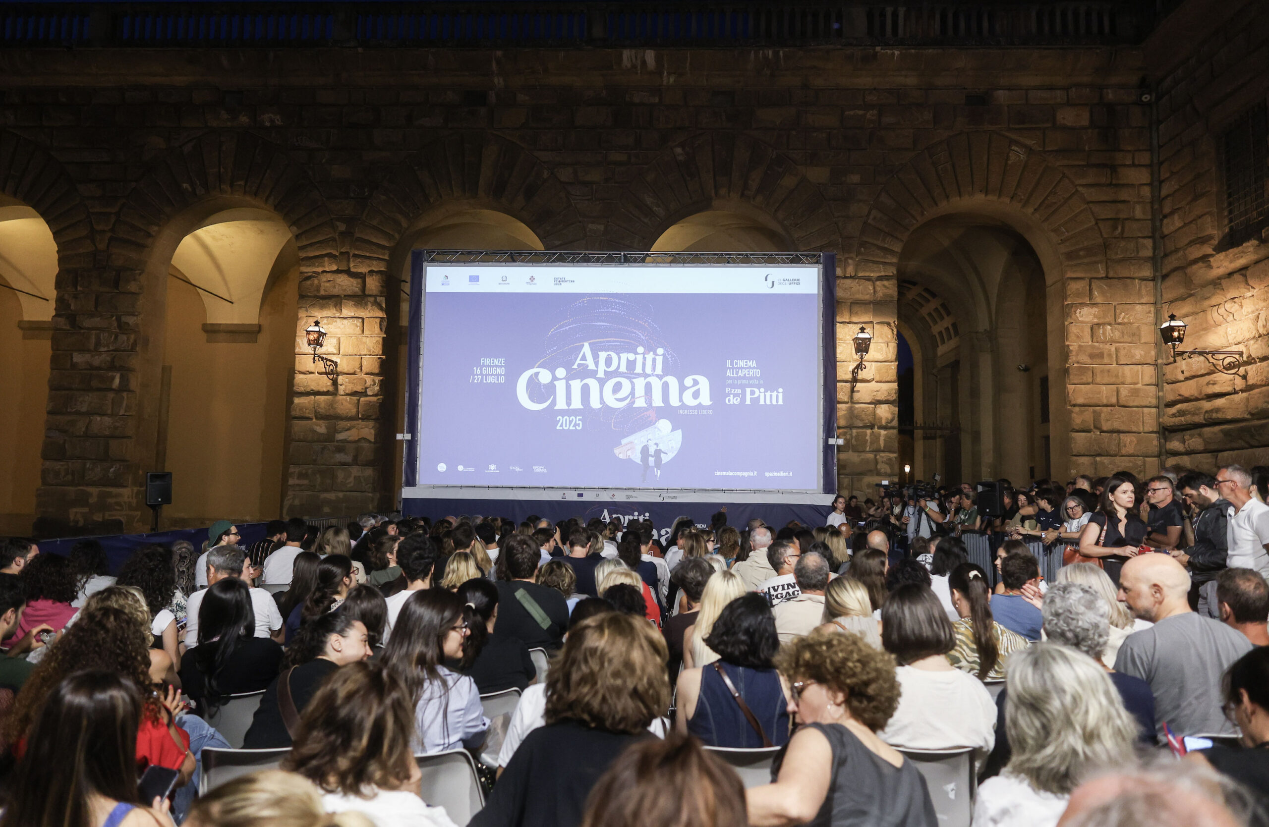 Apriti cinema